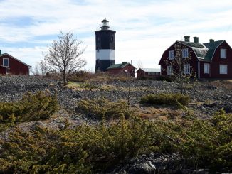 2 asema, Norrskar